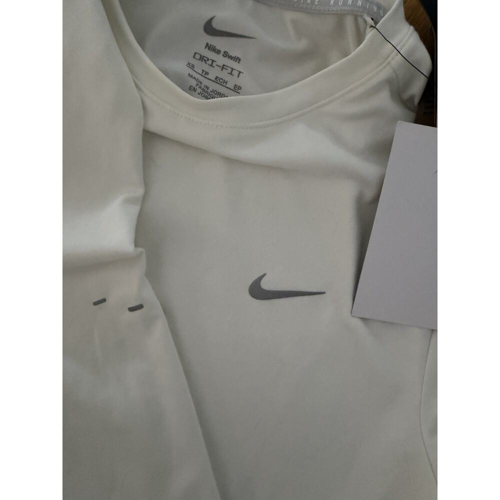 NEW NIKE SWIFT Women's Dri-FIT UV Long-Sleeve Crew-Neck Running Top XS MSRP $60 - Picture 4 of 5